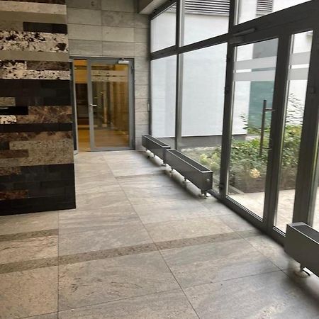 Apartament Obrzezna Airport Leilighet Warszawa Eksteriør bilde