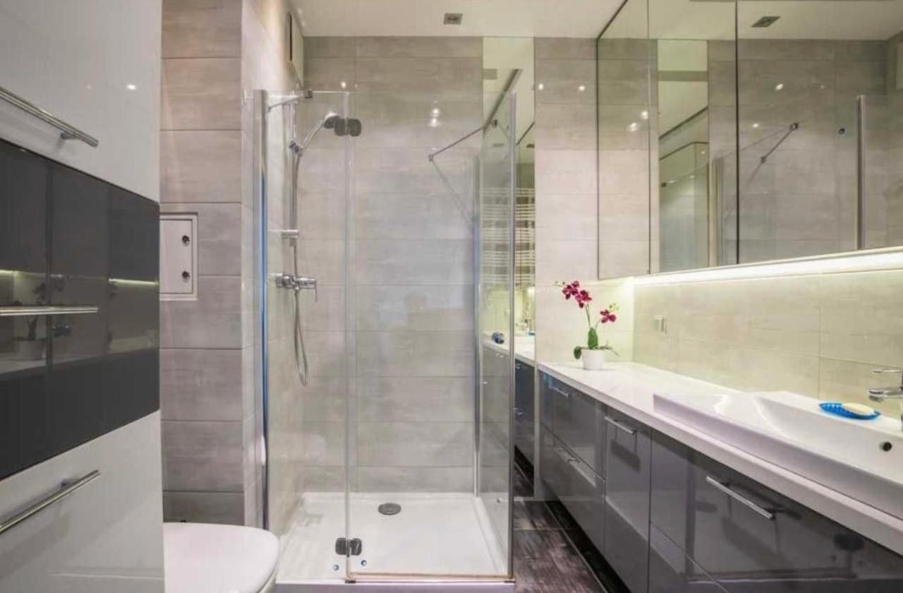 Apartament Obrzezna Airport Leilighet Warszawa Eksteriør bilde