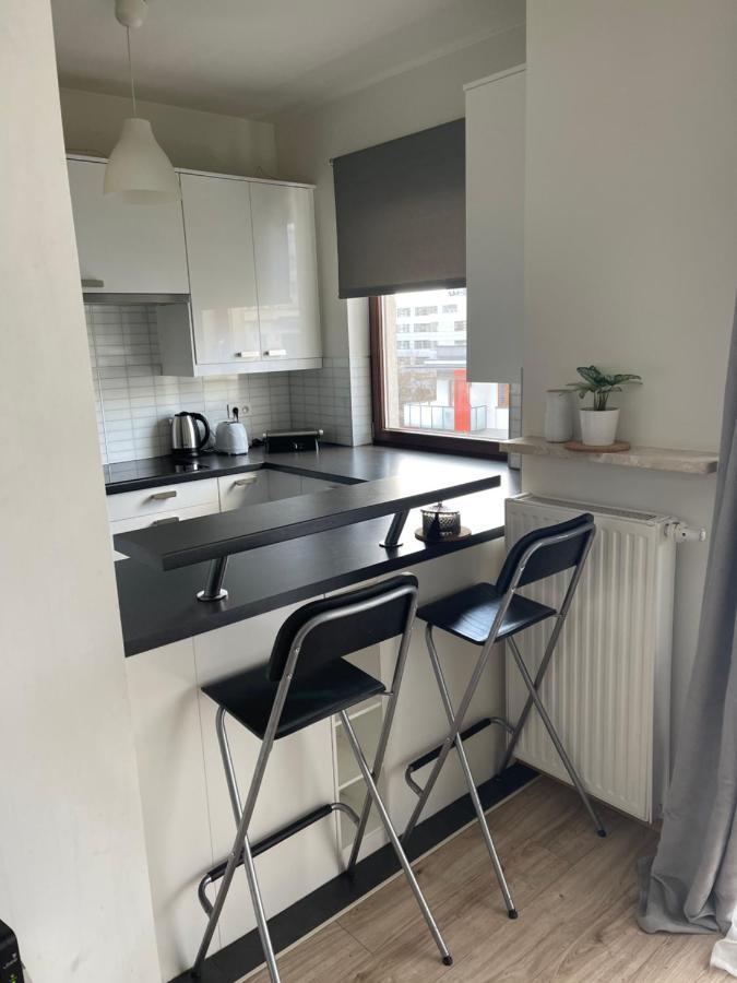 Apartament Obrzezna Airport Leilighet Warszawa Eksteriør bilde